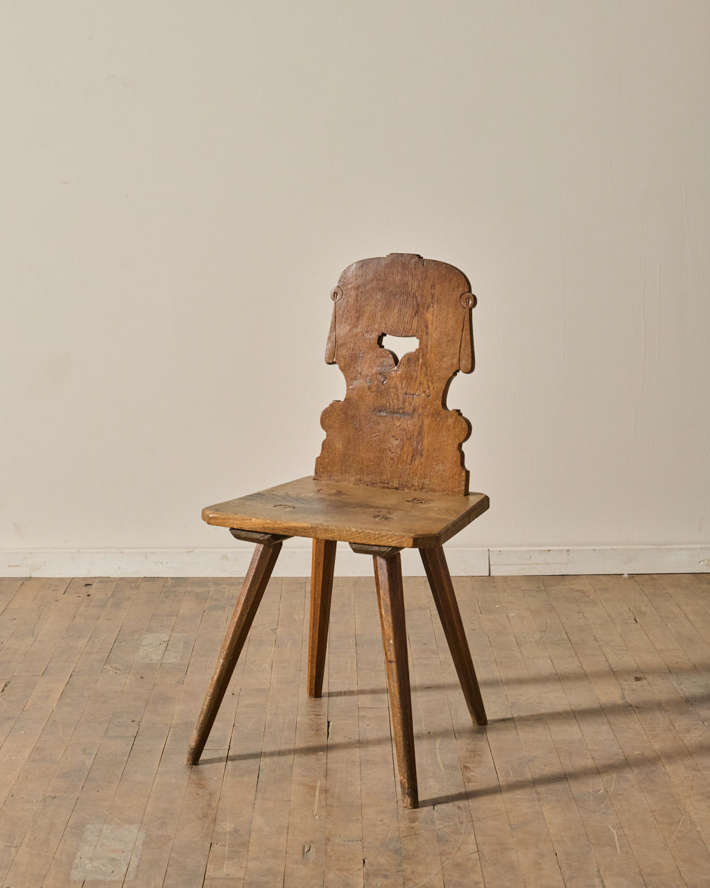 Alsace Chair - II