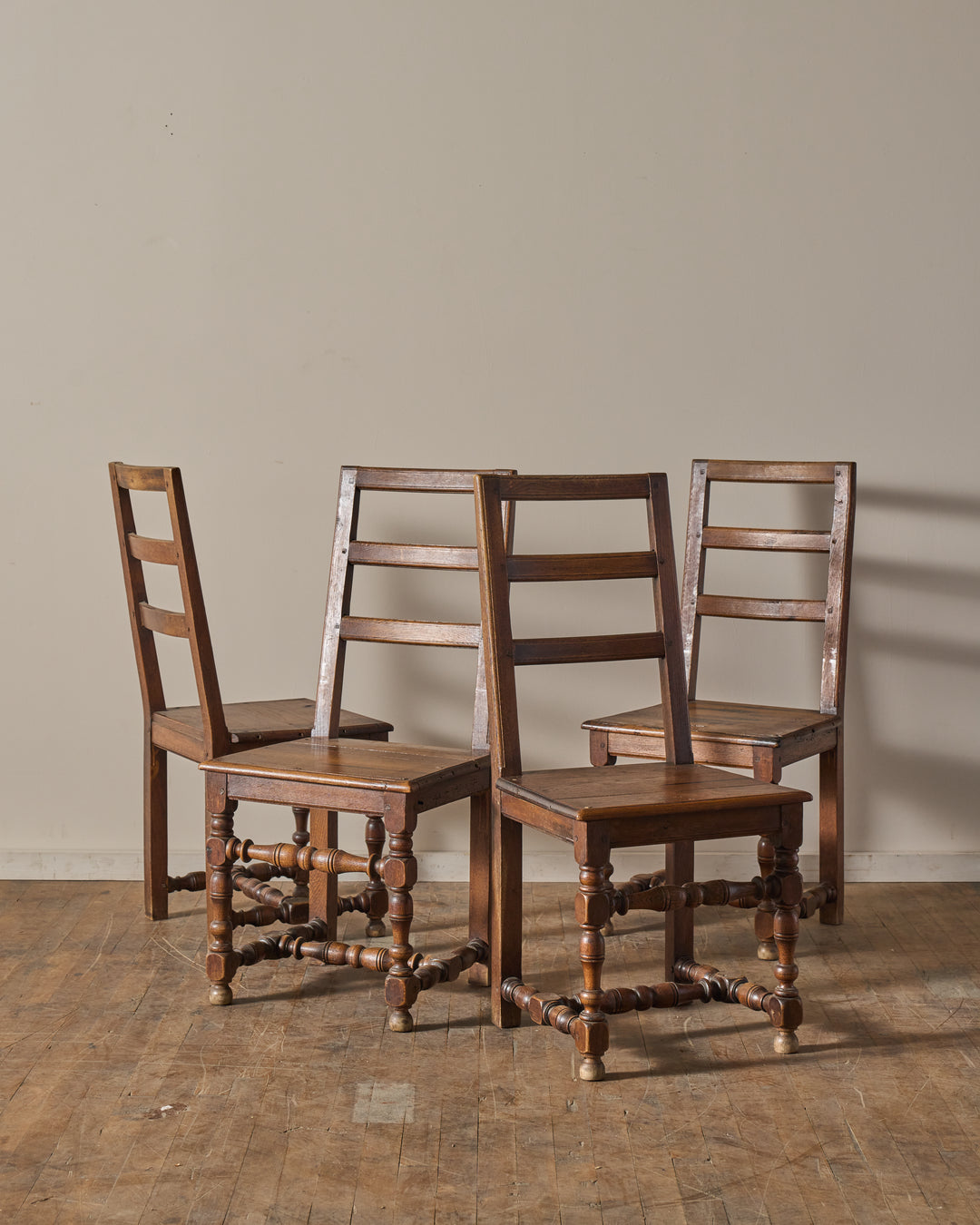 Lorraine Chair