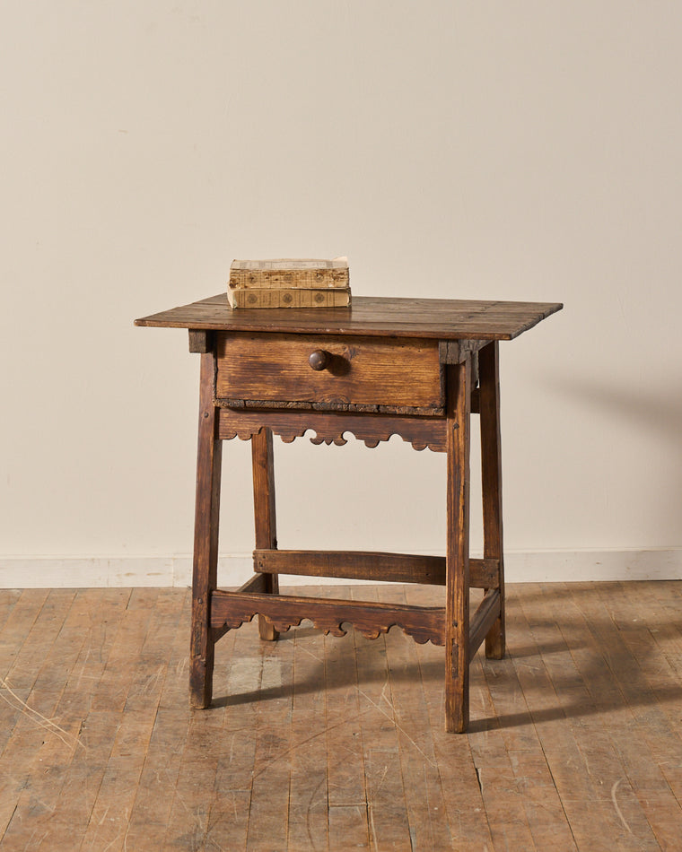 Spanish Scallop Side Table