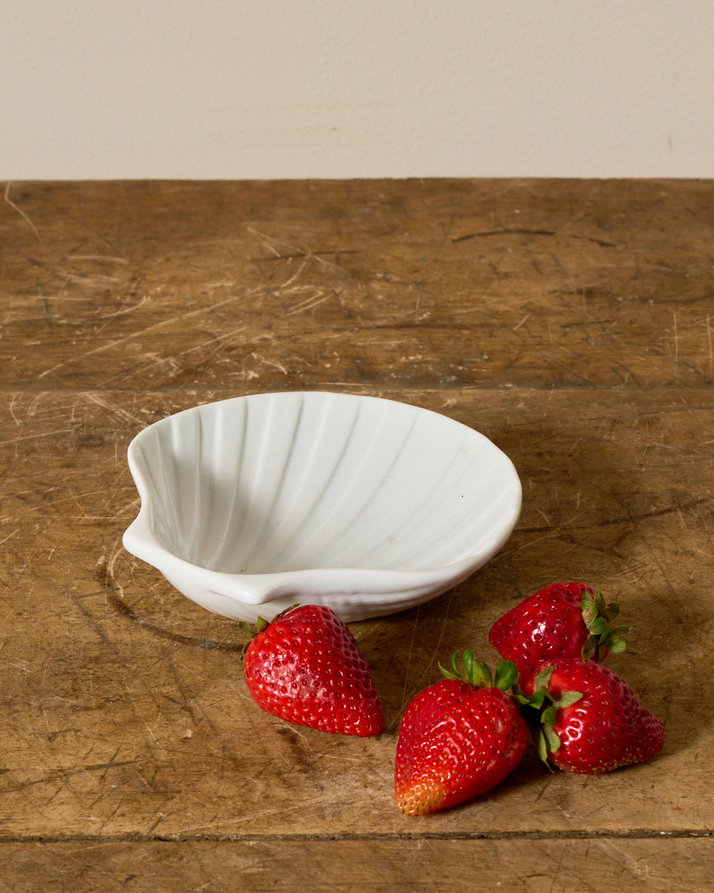 Vintage Shell Dish - II