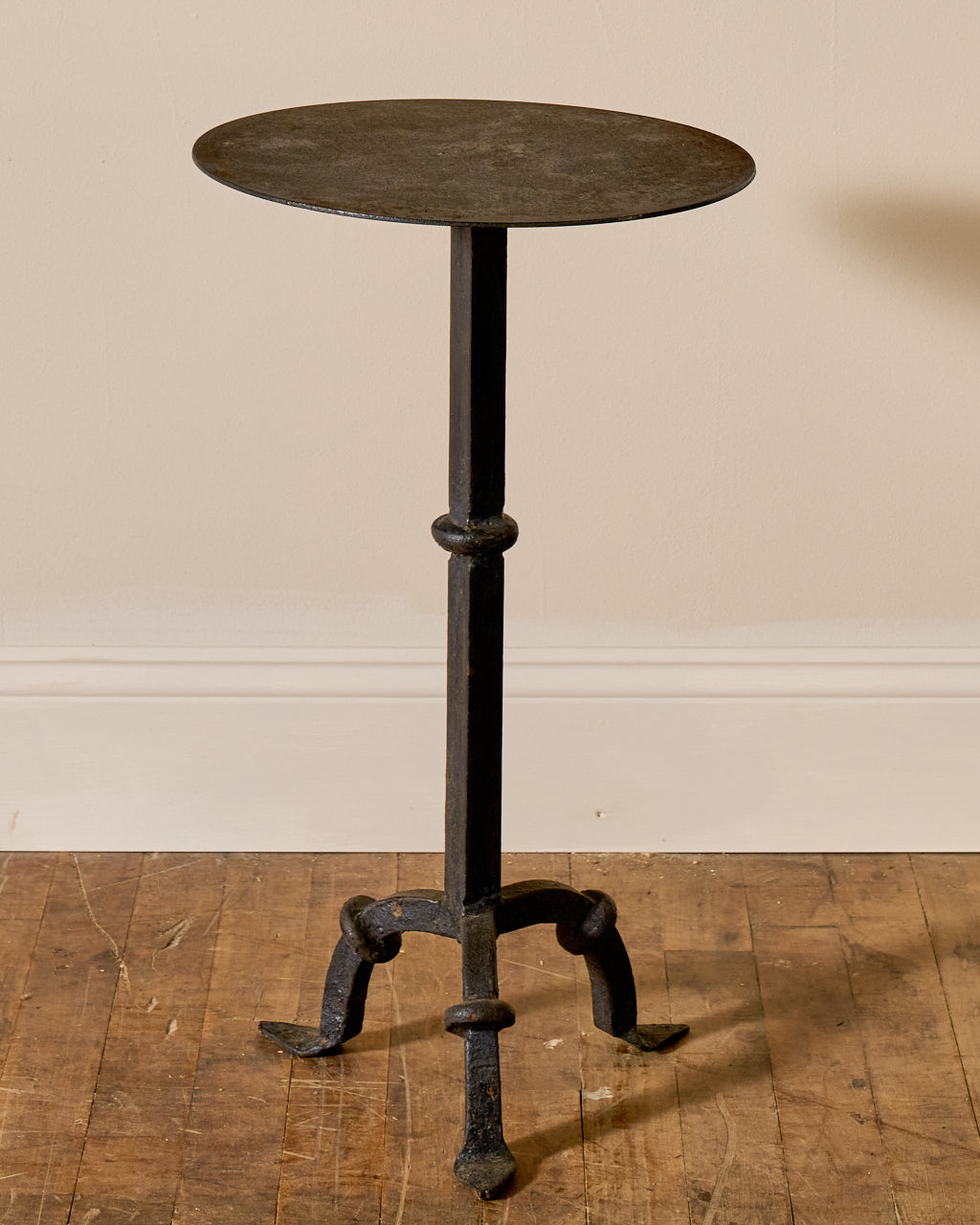 Spanish Martini Table