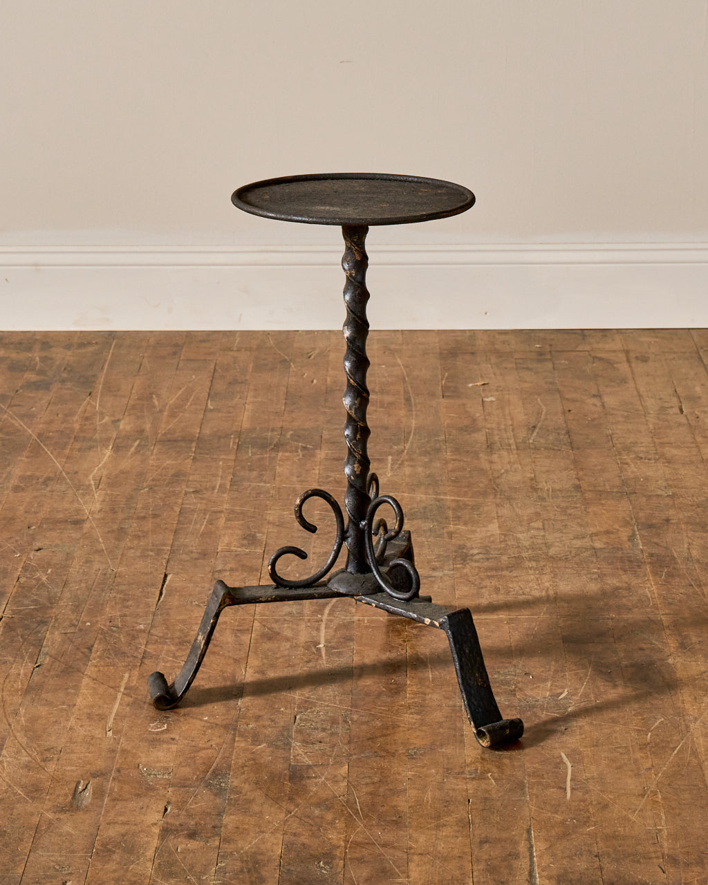 Spanish Martini Table