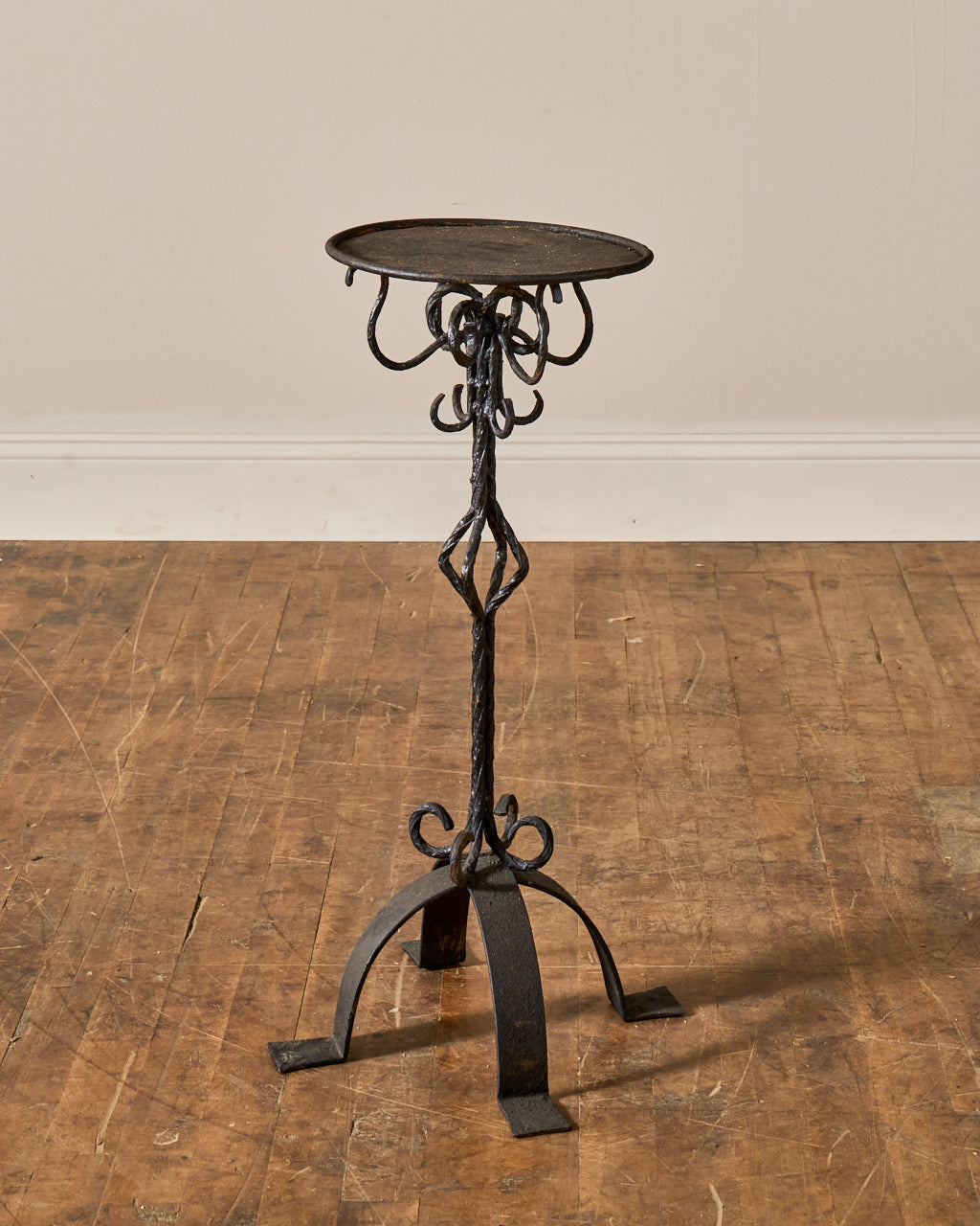 Spanish Martini Table