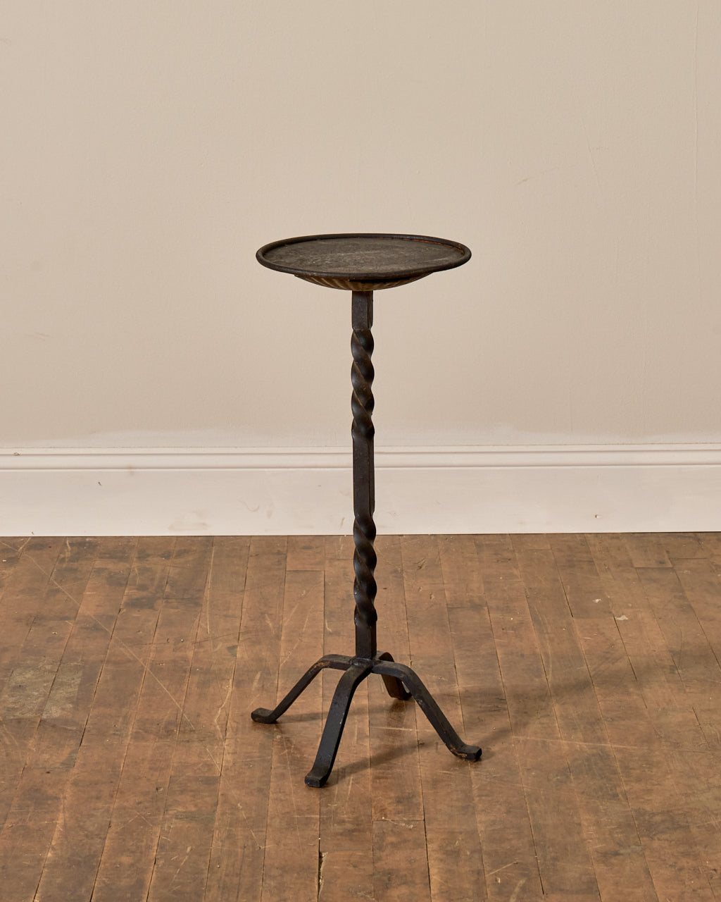 Spanish Martini Table
