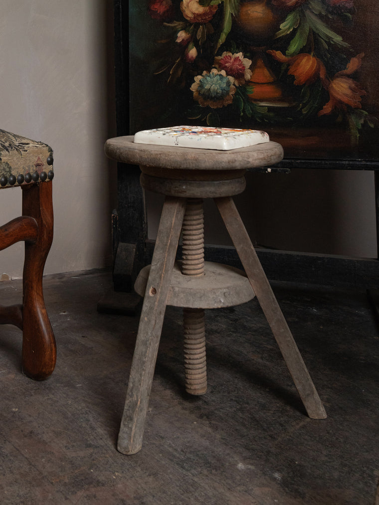 Adjustable Workmans Stool