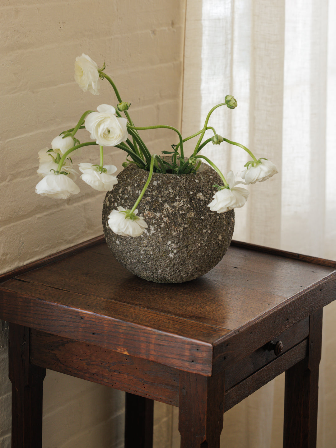 Ball Planter - Dark