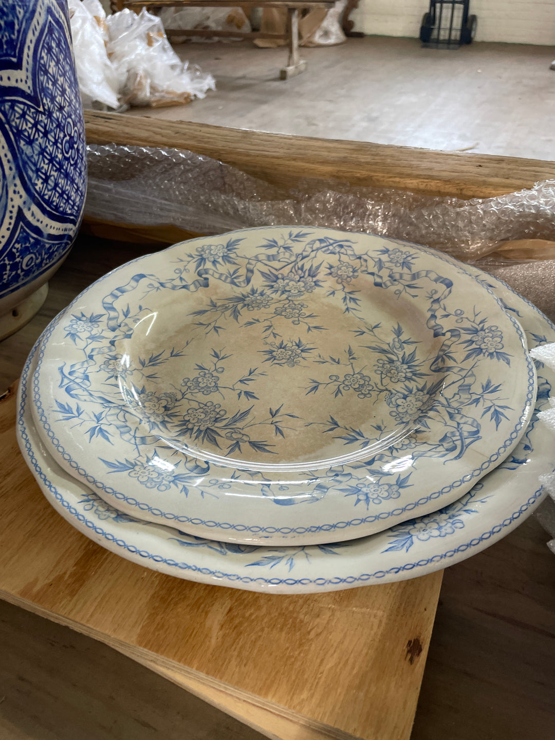 Epine U & C Blue & White Serving Plate
