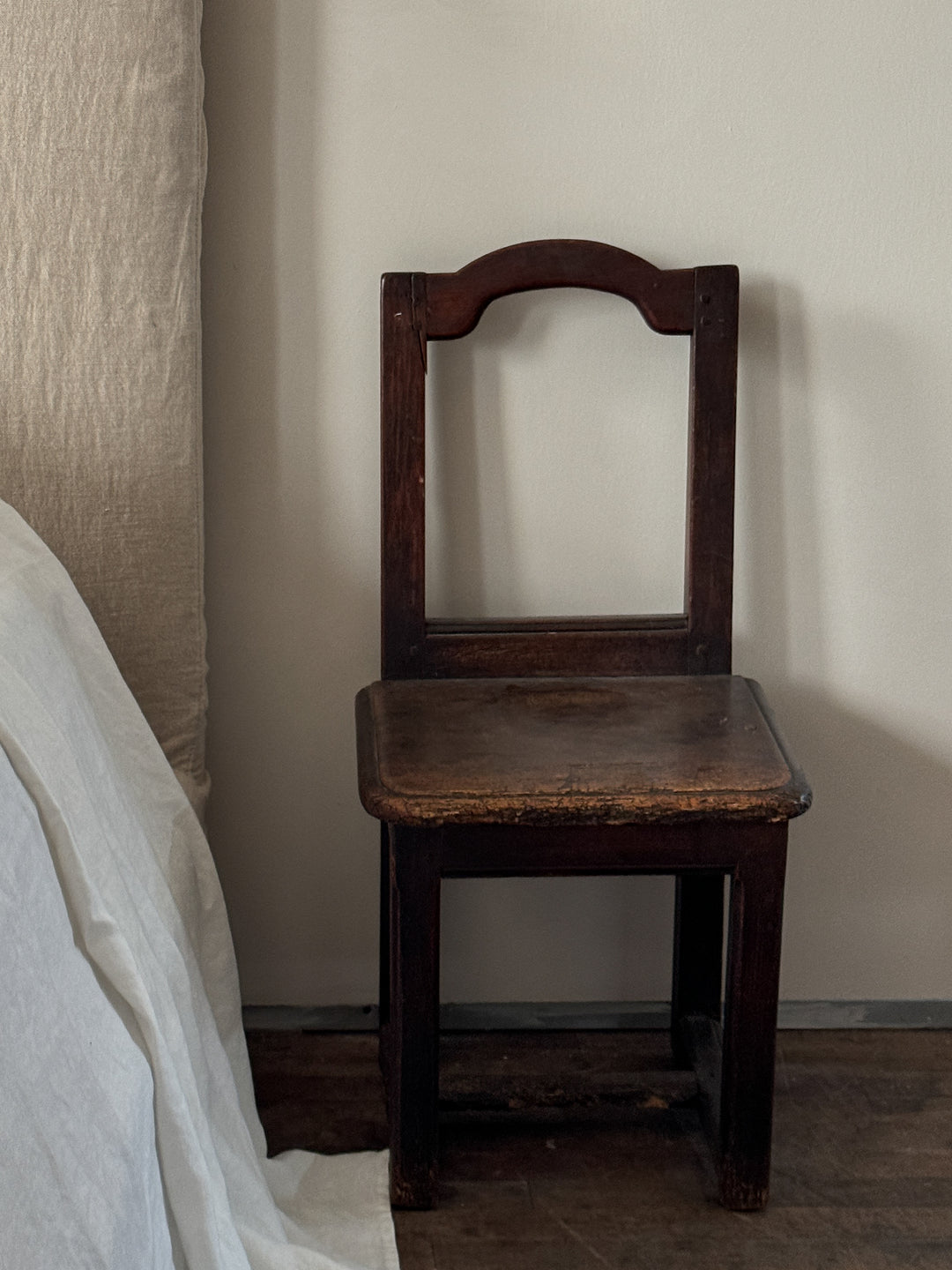 Lorraine Chair