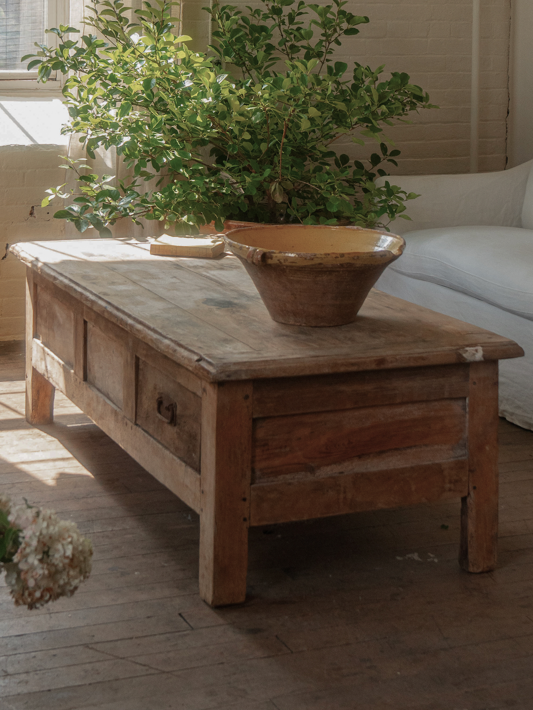 Oak Farm Coffee Table with Three Drawers