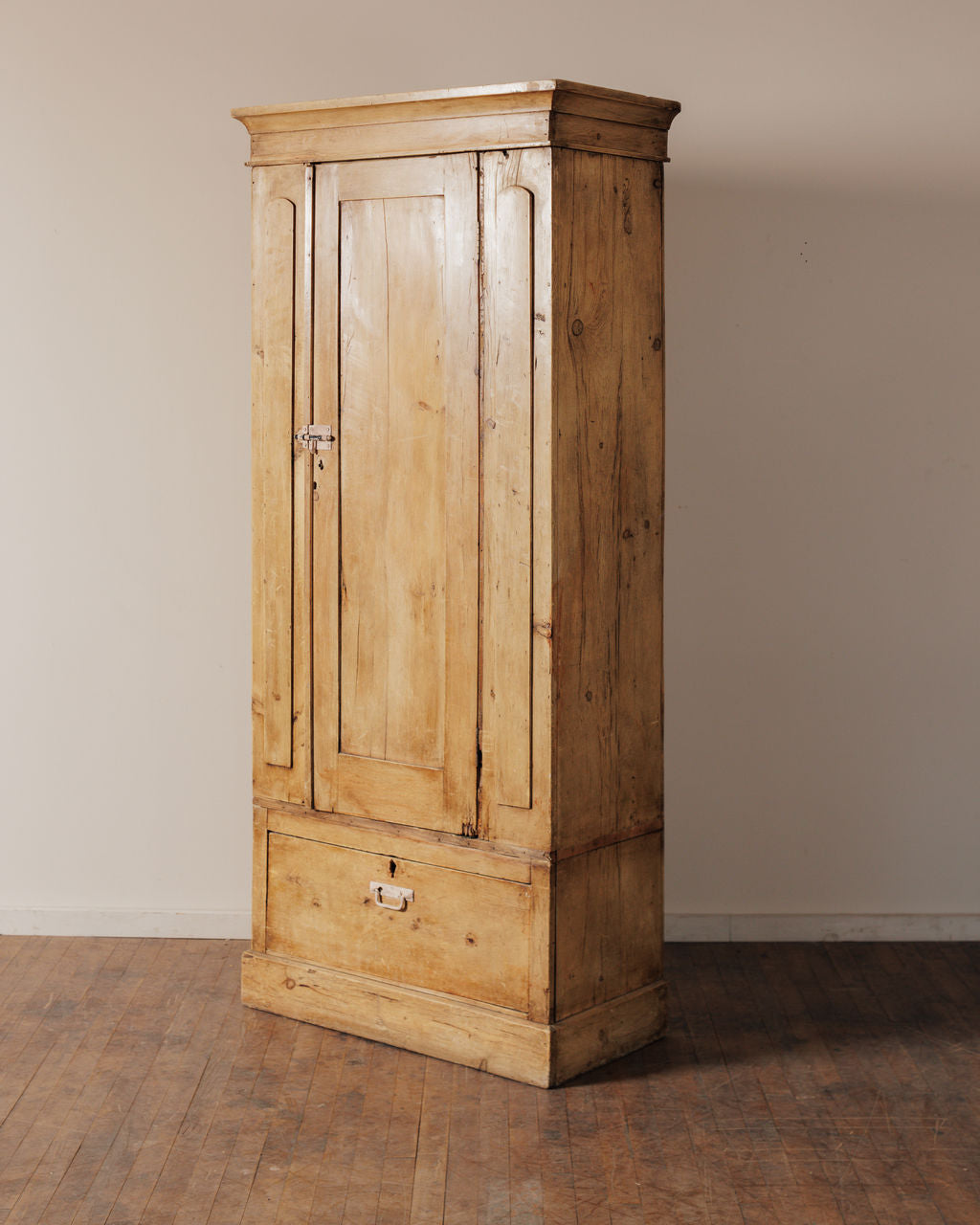 French Riviera Hotel Cupboard