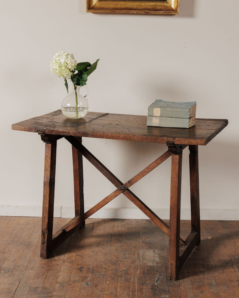 18th c. Spanish Table