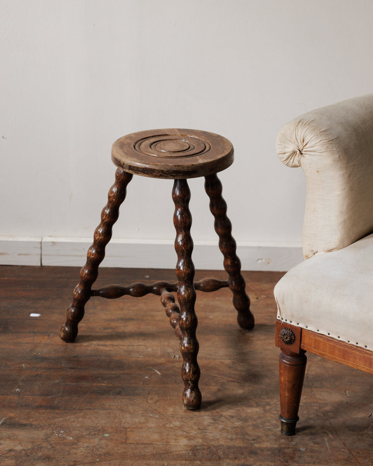 Tripod Bobbin Stool