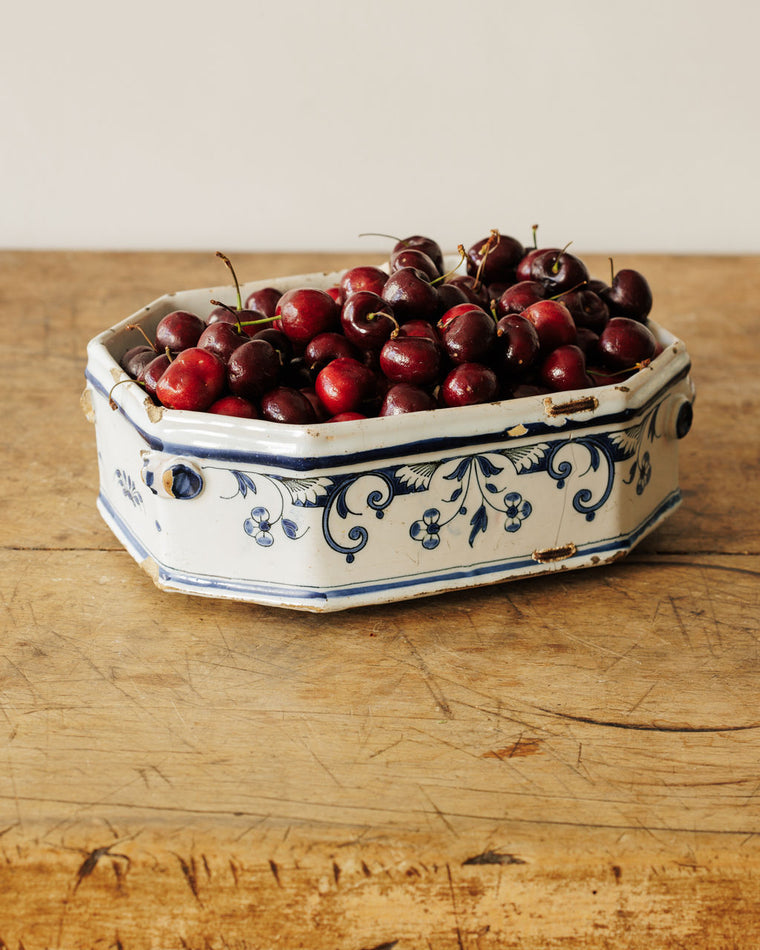 18th c. Jardiniere