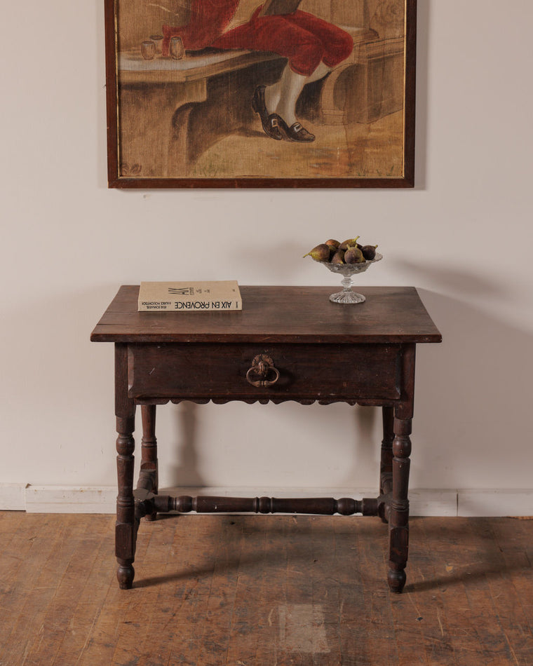 19th c. Walnut Side table