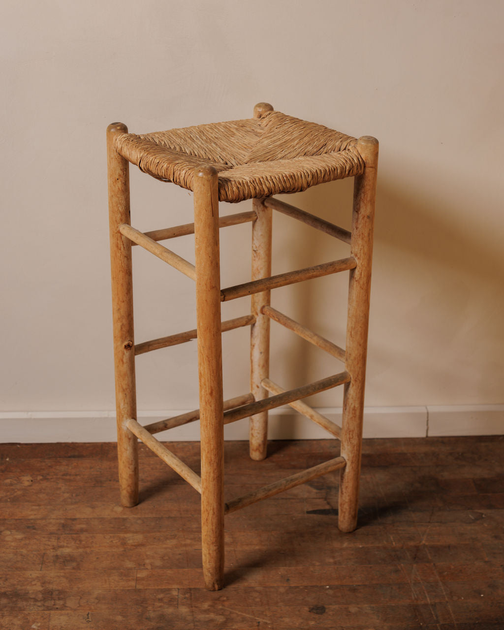 Bleached Rush Counter Stool