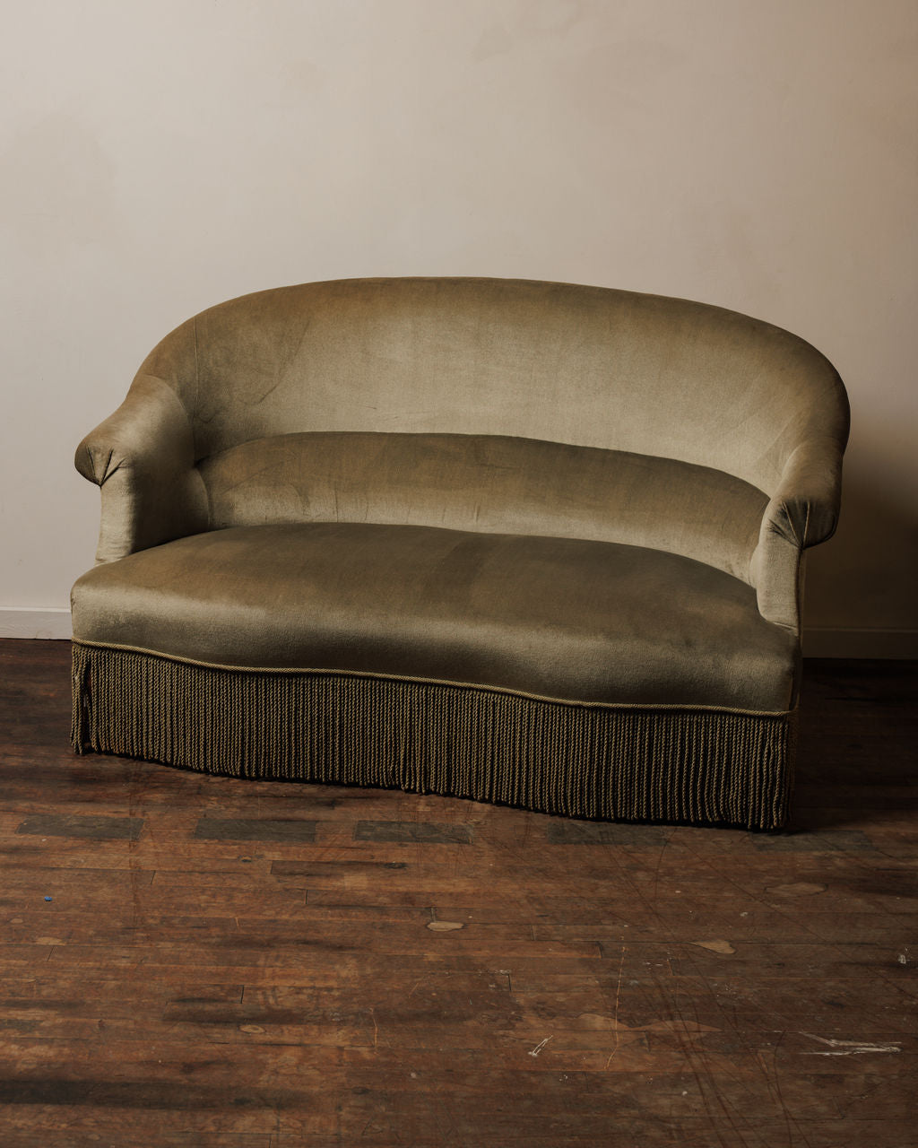 Napoleon Loveseat
