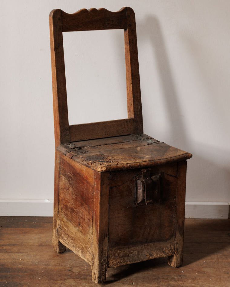 Salt Box Chair