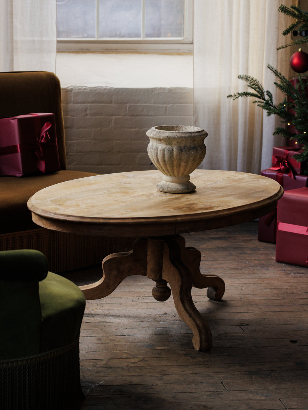 French Oval Coffee table