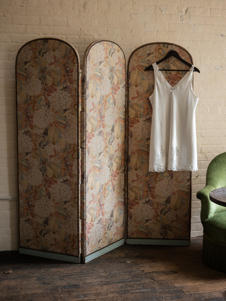 Vintage Tapestry Screen
